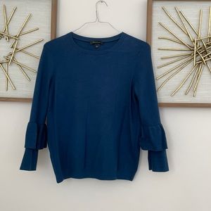 Ann Taylor navy sweater. Size: L